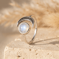 Adjustable Ring "Selene" in Moonstone 1