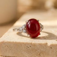 Adjustable Ring "Sovereign Passion" in Garnet 1