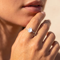 Adjustable "Kirana" Ring in Moonstone & Silver 2