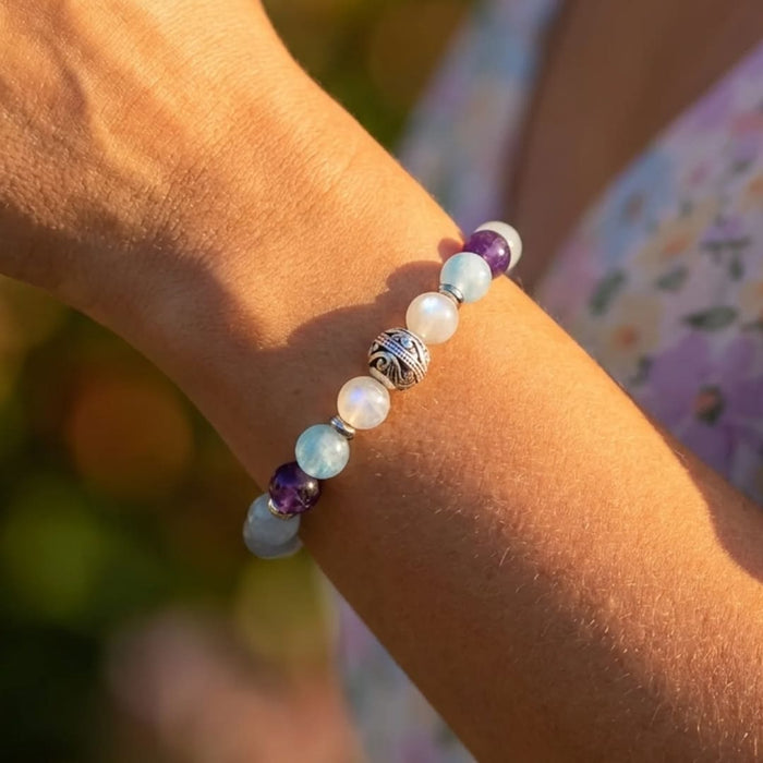 Premium Bracelet "Inner Sky" in Amethyst, Aquamarine & Moonstone