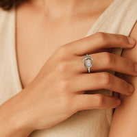 Adjustable Ring "Selene" in Moonstone 4