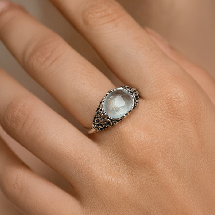Verstellbarer Ring „Stimme der Seele“ in Aquamarin