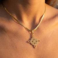 "Eternal Protection" Pendant - Witch's Knot, Flat Chain 2