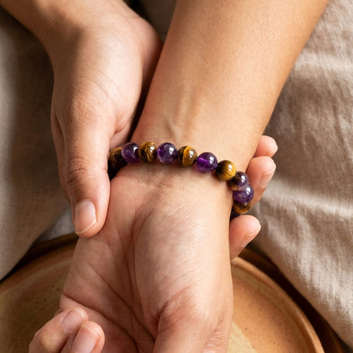 Armband "Deliverance" aus Amethyst und Tigerauge